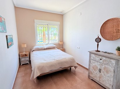 Villa · Återförsäljning - Catral · Alicante · Spanien