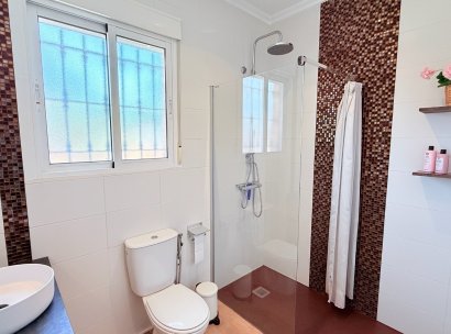 Villa · Återförsäljning - Catral · Alicante · Spanien