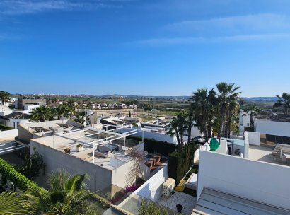 Villa · Wiederverkauf - La Marina · Alicante · Spanien