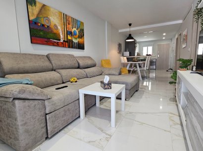 Lägenhet · Återförsäljning - La Marina · Alicante · Spanien