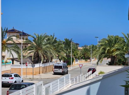 Lägenhet · Återförsäljning - La Marina · Alicante · Spanien