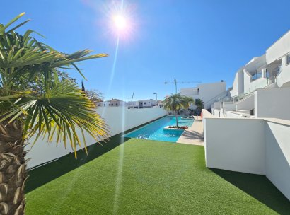 Apartment - Flat · Wiederverkauf - Pilar de la Horadada · Alicante · Spanien