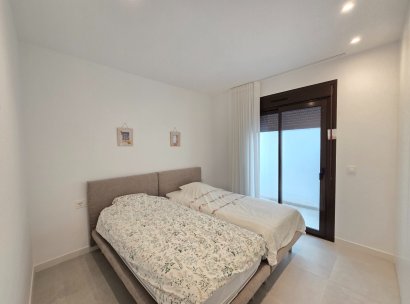 Apartment - Flat · Wiederverkauf - Pilar de la Horadada · Alicante · Spanien