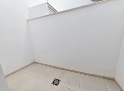 Apartment - Flat · Wiederverkauf - Pilar de la Horadada · Alicante · Spanien