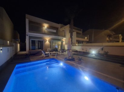 Villa · Herverkoop - Pilar de la Horadada · Alicante · Spanje