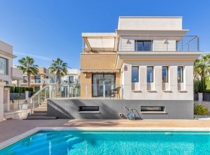 Villa · Herverkoop - Orihuela Costa · La Zenia · Alicante · Spanje