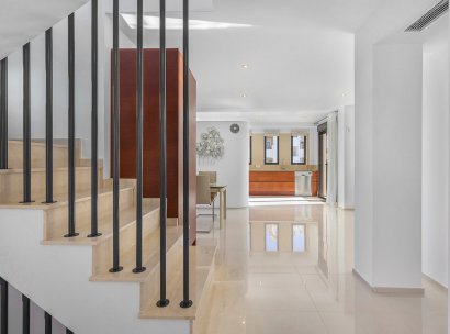 Villa · Herverkoop - Orihuela Costa · La Zenia · Alicante · Spanje
