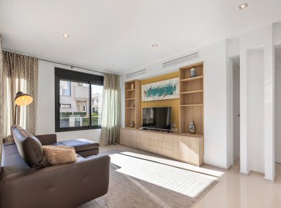 Villa · Herverkoop - Orihuela Costa · La Zenia · Alicante · Spanje