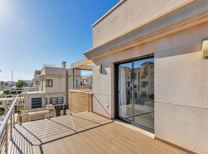 Villa · Herverkoop - Orihuela Costa · La Zenia · Alicante · Spanje