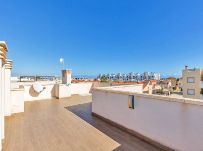 Villa · Herverkoop - Orihuela Costa · La Zenia · Alicante · Spanje