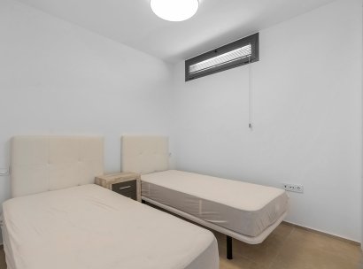 Villa · Herverkoop - Orihuela Costa · La Zenia · Alicante · Spanje