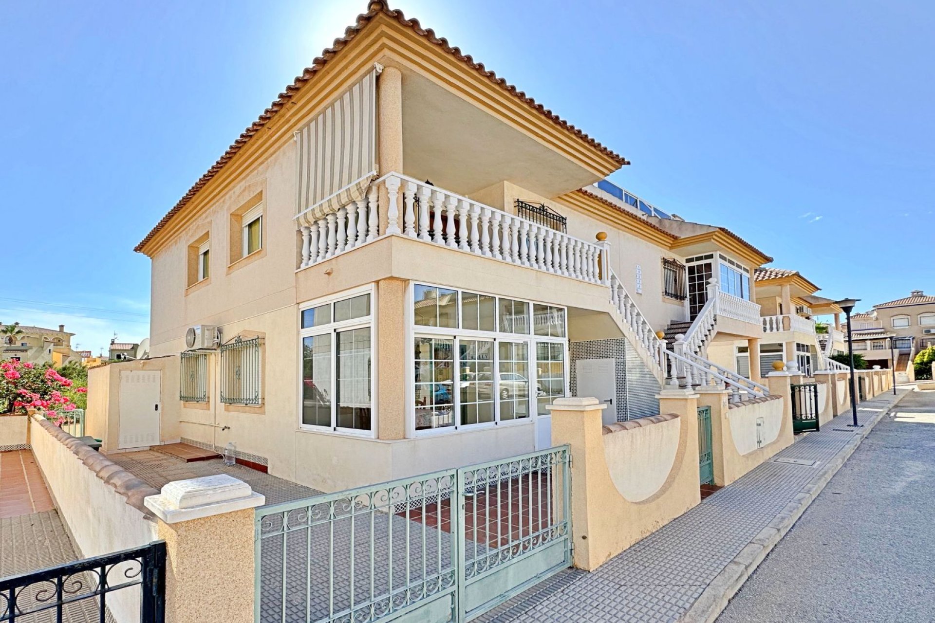Resale - Apartment - Orihuela Costa - Costa Blanca South