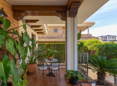 Villa · Resale - Torrevieja · La Veleta · Alicante · Spain