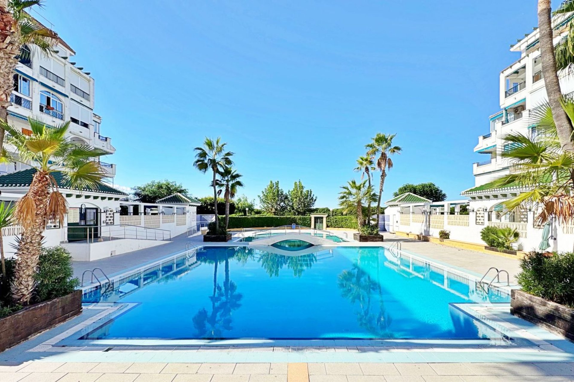 Resale - Apartment - Torrevieja - Costa Blanca South