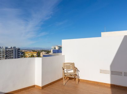Penthouse · Resale - Torrevieja · Punta Prima · Alicante · Spain