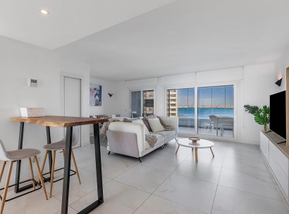 Appartement · Herverkoop - Torrevieja · Punta Prima · Alicante · Spanje