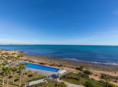 Appartement · Herverkoop - Torrevieja · Punta Prima · Alicante · Spanje