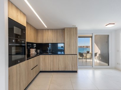 Appartement · Herverkoop - Torrevieja · Punta Prima · Alicante · Spanje