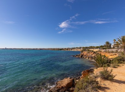 Appartement · Herverkoop - Torrevieja · Punta Prima · Alicante · Spanje