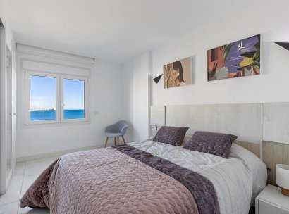 Appartement · Herverkoop - Torrevieja · Punta Prima · Alicante · Spanje