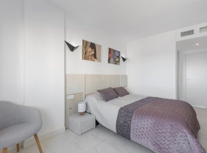 Appartement · Herverkoop - Torrevieja · Punta Prima · Alicante · Spanje