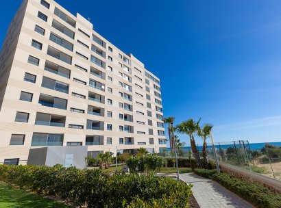 Appartement · Herverkoop - Torrevieja · Punta Prima · Alicante · Spanje