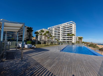 Appartement · Herverkoop - Torrevieja · Punta Prima · Alicante · Spanje