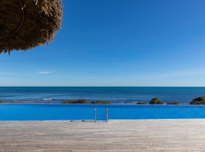 Appartement · Herverkoop - Torrevieja · Punta Prima · Alicante · Spanje