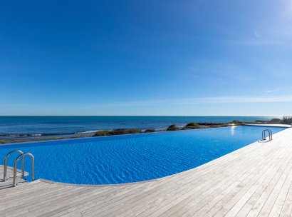 Appartement · Herverkoop - Torrevieja · Punta Prima · Alicante · Spanje
