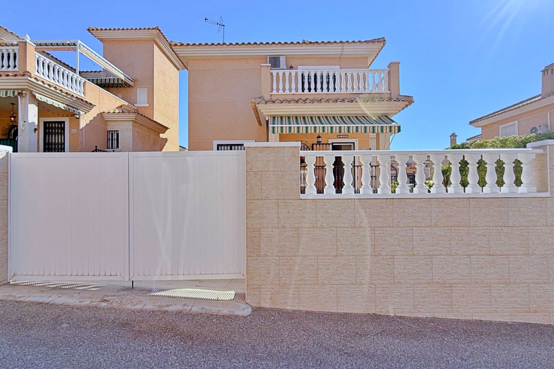 Återförsäljning - Villa - Orihuela - Costa Blanca South