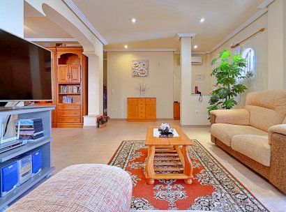Villa · Återförsäljning - Orihuela · Orihuela Costa · Alicante · Spanien