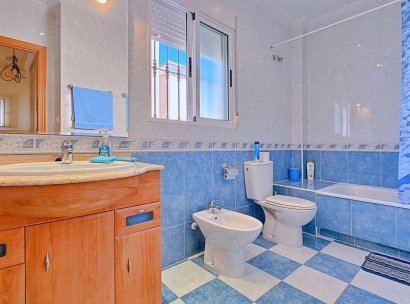 Villa · Återförsäljning - Orihuela · Orihuela Costa · Alicante · Spanien