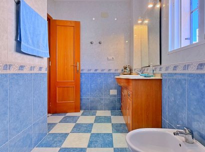 Villa · Återförsäljning - Orihuela · Orihuela Costa · Alicante · Spanien