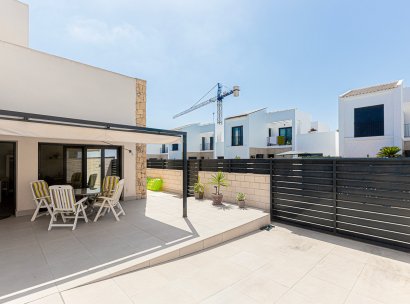 Villa · Wiederverkauf - Ciudad Quesada - Rojales · Doña pepa · Alicante · Spanien