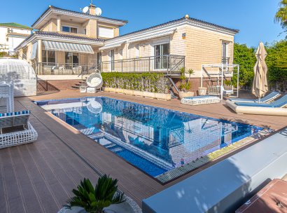 Villa · Återförsäljning - Torrevieja · La Mata · Alicante · Spanien