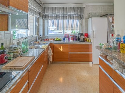Villa · Återförsäljning - Torrevieja · La Mata · Alicante · Spanien