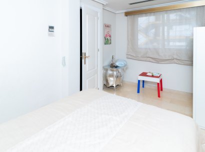 Villa · Återförsäljning - Torrevieja · La Mata · Alicante · Spanien