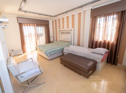 Villa · Återförsäljning - Torrevieja · La Mata · Alicante · Spanien
