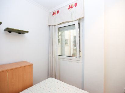 Appartement · Herverkoop - Torrevieja · La Mata · Alicante · Spanje