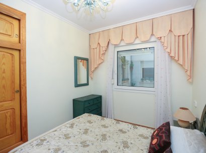 Appartement · Herverkoop - Torrevieja · La Mata · Alicante · Spanje