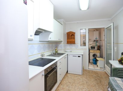 Appartement · Herverkoop - Torrevieja · La Mata · Alicante · Spanje