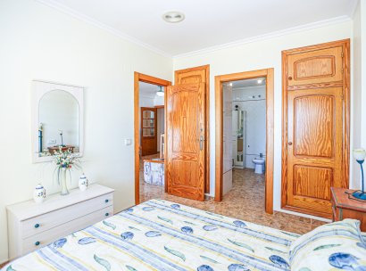Appartement · Herverkoop - Torrevieja · La Mata · Alicante · Spanje
