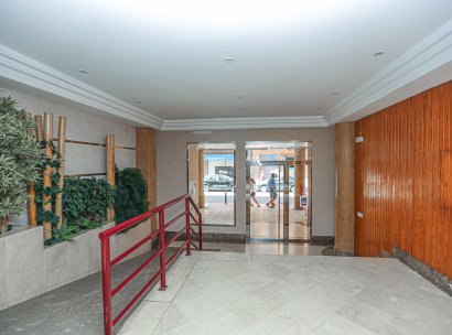 Appartement · Herverkoop - Torrevieja · La Mata · Alicante · Spanje