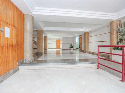 Appartement · Herverkoop - Torrevieja · La Mata · Alicante · Spanje