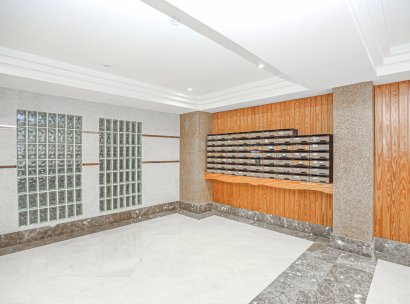 Appartement · Herverkoop - Torrevieja · La Mata · Alicante · Spanje