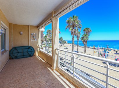 Appartement · Herverkoop - Torrevieja · La Mata · Alicante · Spanje