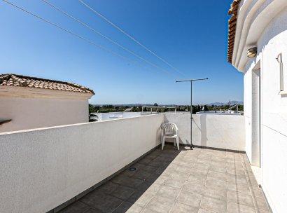 Villa · Herverkoop - La Marina · Alicante · Spanje