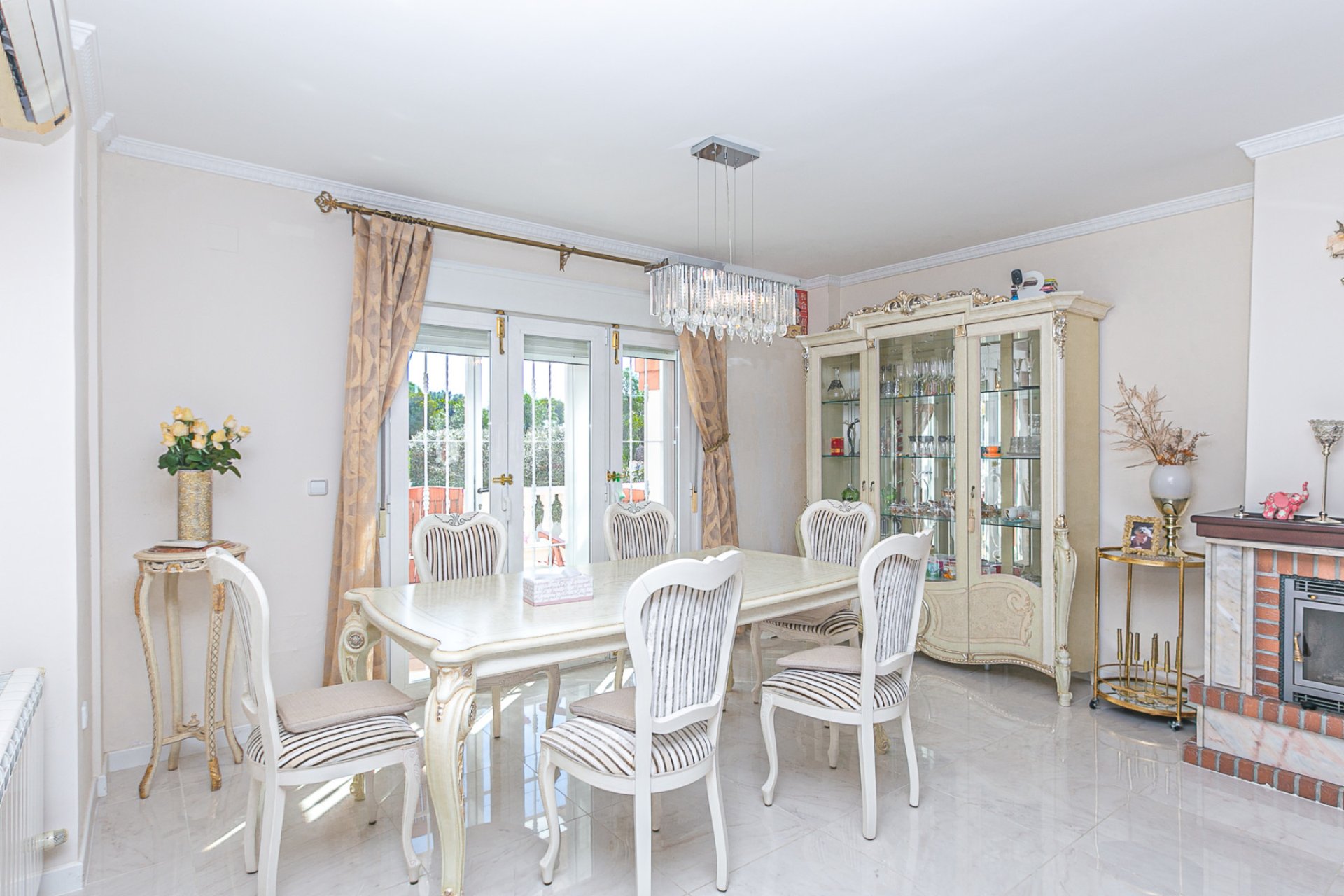 Resale - Villa - Campoamor - Costa Blanca South