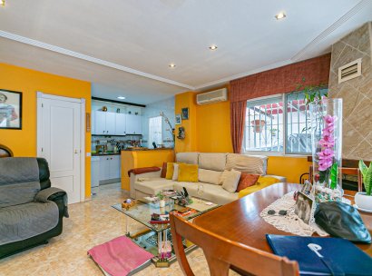 Semi - Detached Villa · Återförsäljning - Orihuela Costa · Los Altos · Alicante · Spanien