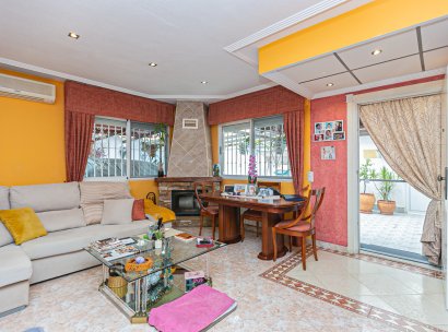 Semi - Detached Villa · Återförsäljning - Orihuela Costa · Los Altos · Alicante · Spanien